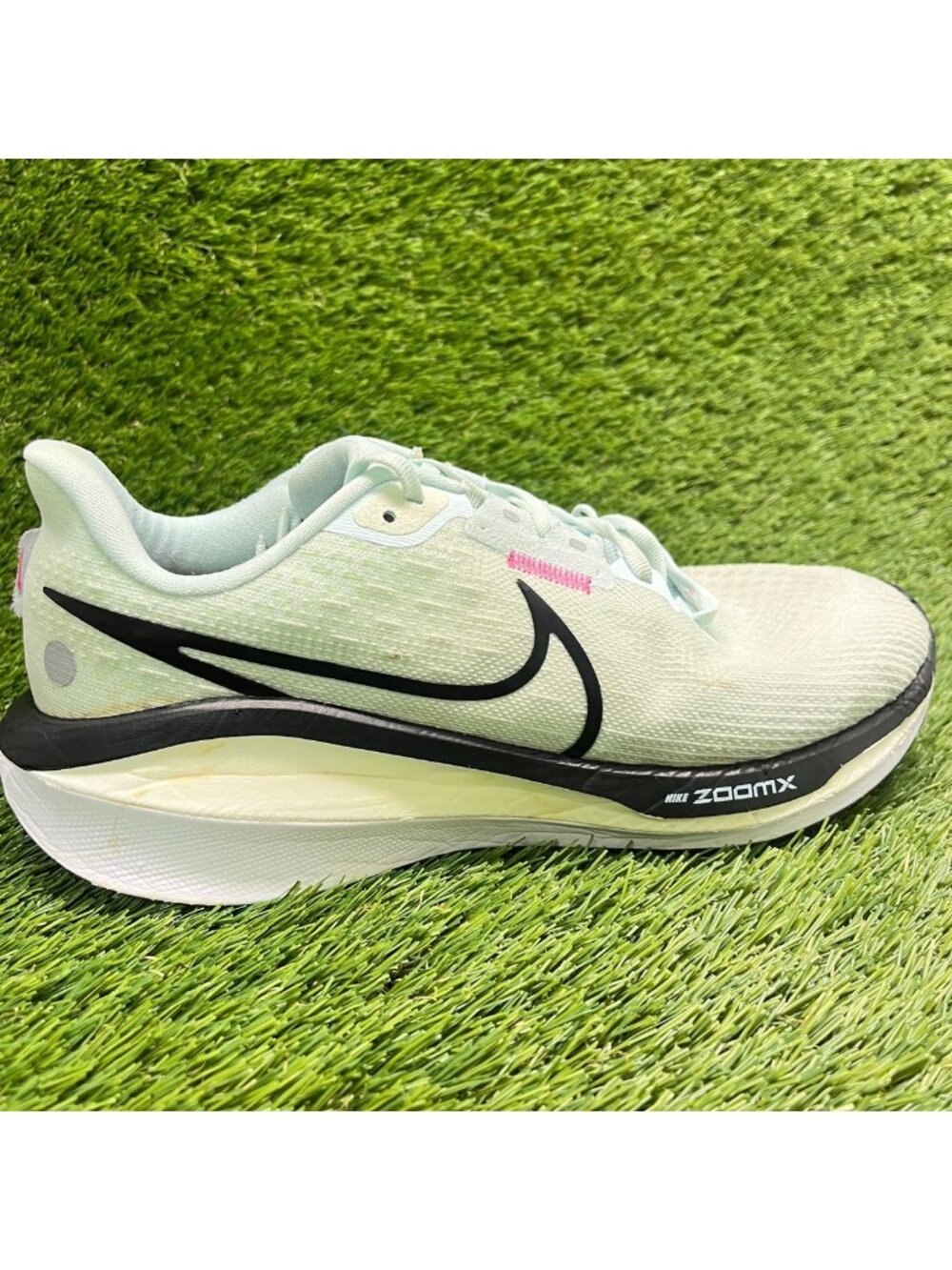 Nike Air Zoom Vomero 17 Womens Size 10 Glacier Blue Black Running Shoes Sneakers